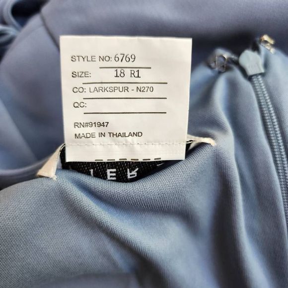 AFTER SIX Bowed One-Shoulder Trumpet Gown - Picture 9 of 9